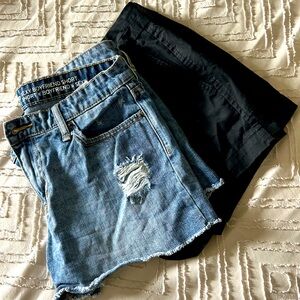 Gap Women’s size 6 short bundle